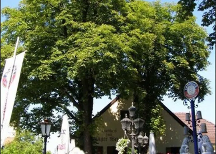 Hotel & Gaststaette Zum Erdinger Weissbraeu