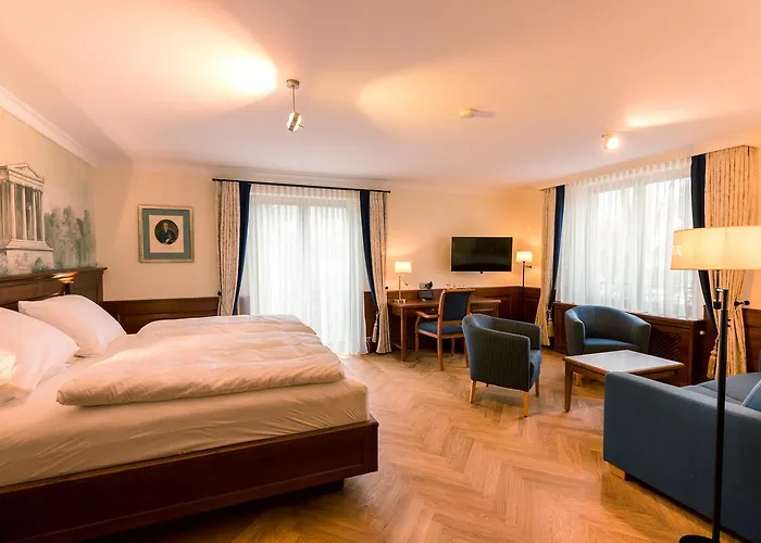 Hotel & Gaststaette Zum Erdinger Weissbraeu 3*