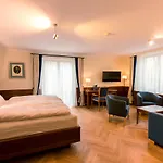Hotel Hotel&gaststätte Zum Erdinger Weißbräu 3*