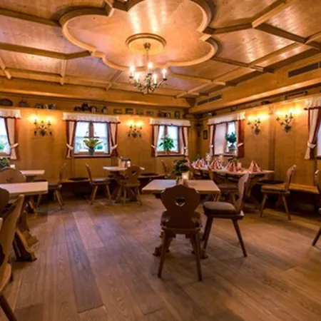 & Gaststaette Zum Erdinger Weissbraeu Мюнхен