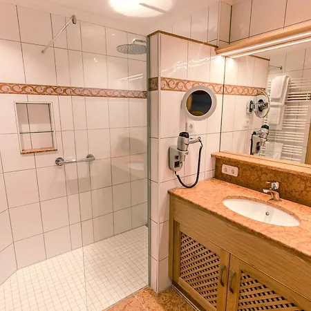 & Gaststaette Zum Erdinger Weissbraeu 3* Múnich
