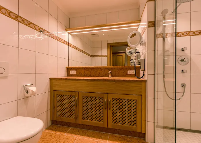 & Gaststaette Zum Erdinger Weissbraeu Hotel