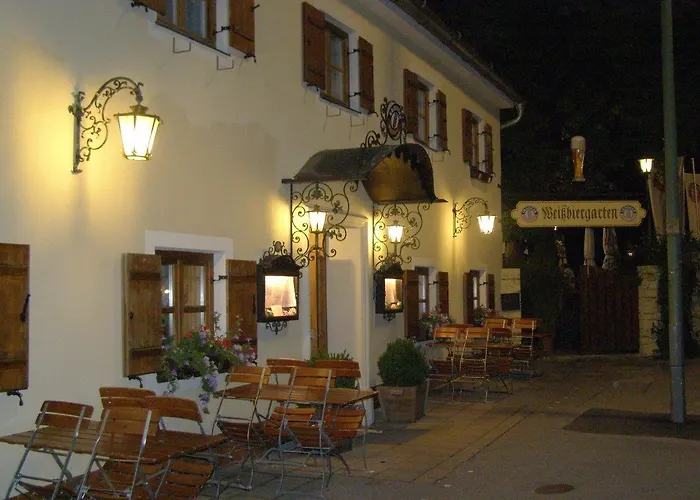 & Gaststaette Zum Erdinger Weissbraeu 3* München