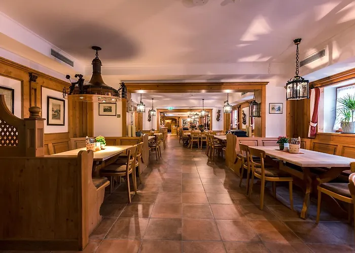 Hotel & Gaststaette Zum Erdinger Weissbraeu 3*