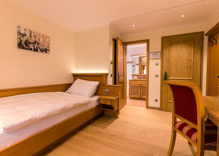 Hotel&gaststätte Zum Erdinger Weißbräu 3* München
