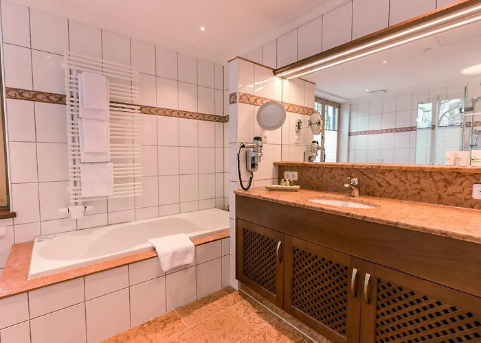 & Gaststaette Zum Erdinger Weissbraeu 3* München