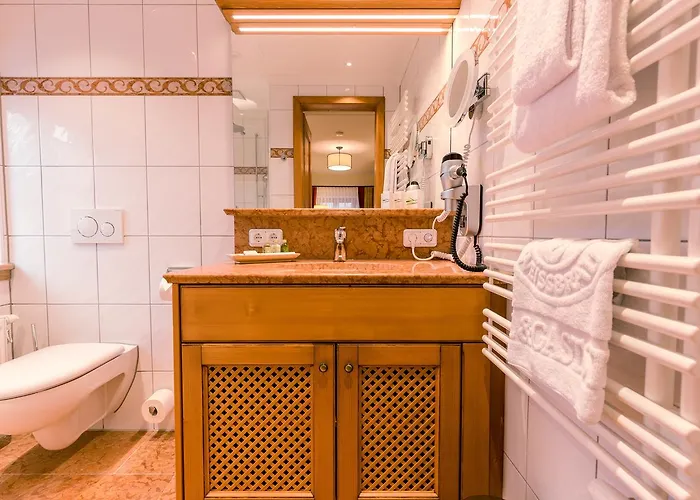 Hotel & Gaststaette Zum Erdinger Weissbraeu 3*