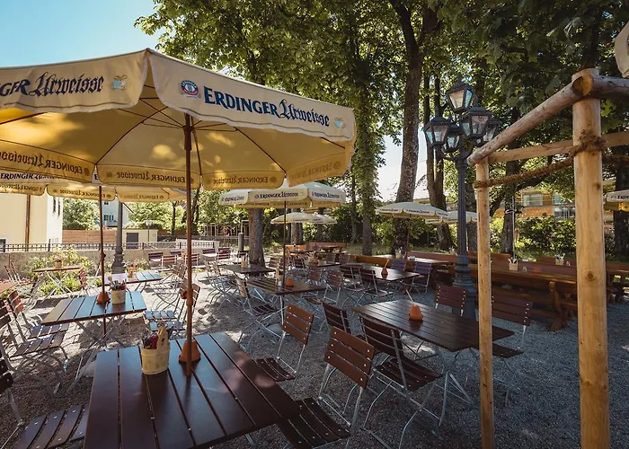 & Gaststaette Zum Erdinger Weissbraeu