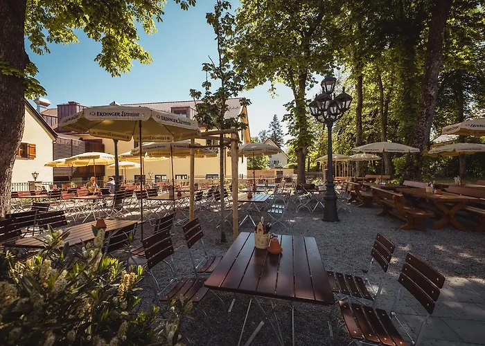 Hotel & Gaststaette Zum Erdinger Weissbraeu 3*