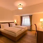& Gaststaette Zum Erdinger Weissbraeu 3* Μόναχο