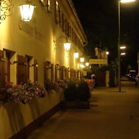 & Gaststaette Zum Erdinger Weissbraeu 3* Munich